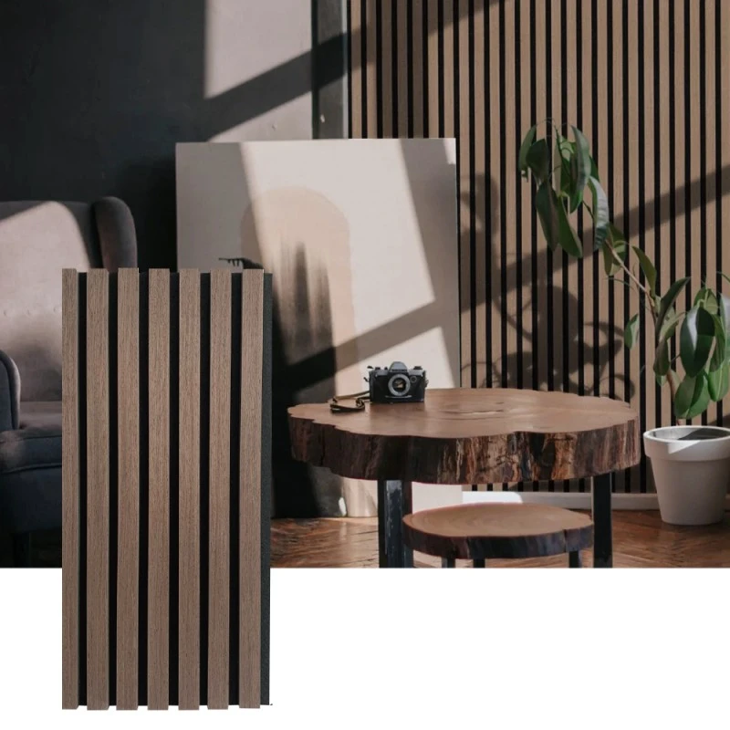 Pannello murale acustico a doghe di legno per l'assorbimento acustico interno